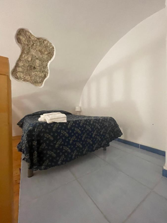 B&B La Terrazza Sul Porto Ponza Dış mekan fotoğraf
