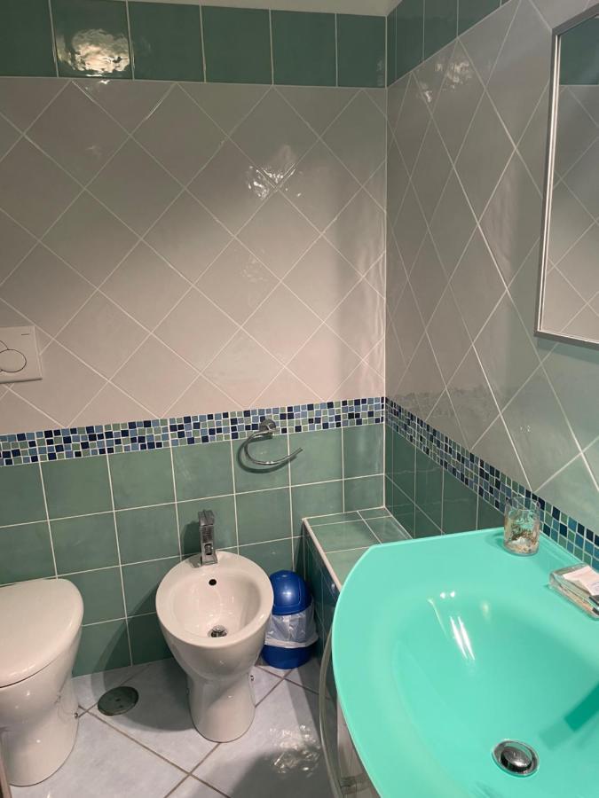 B&B La Terrazza Sul Porto Ponza Dış mekan fotoğraf