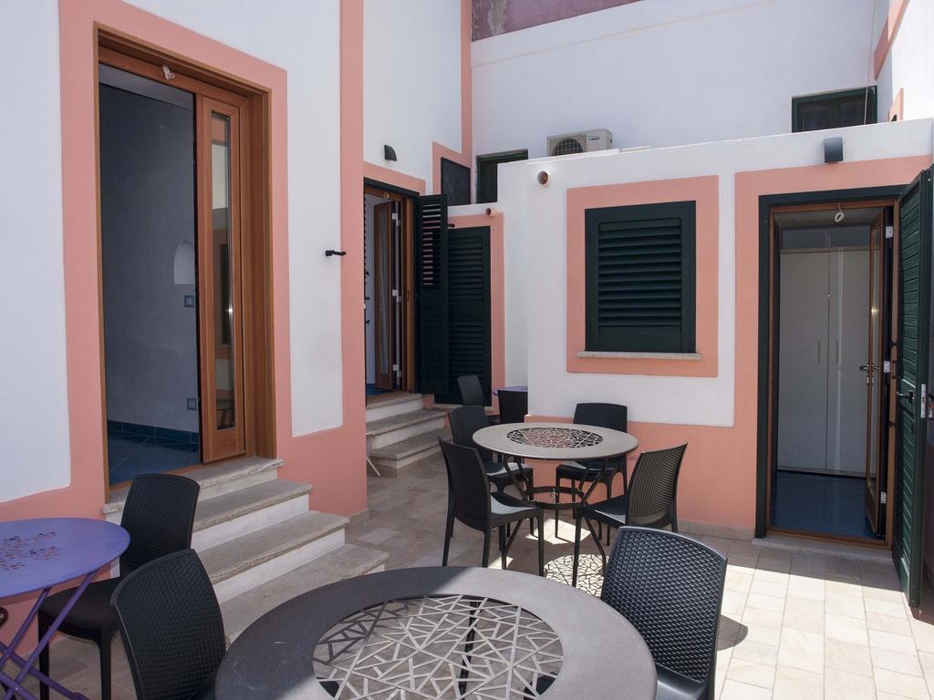 B&B La Terrazza Sul Porto Ponza Dış mekan fotoğraf