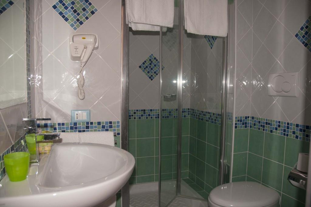 B&B La Terrazza Sul Porto Ponza Dış mekan fotoğraf